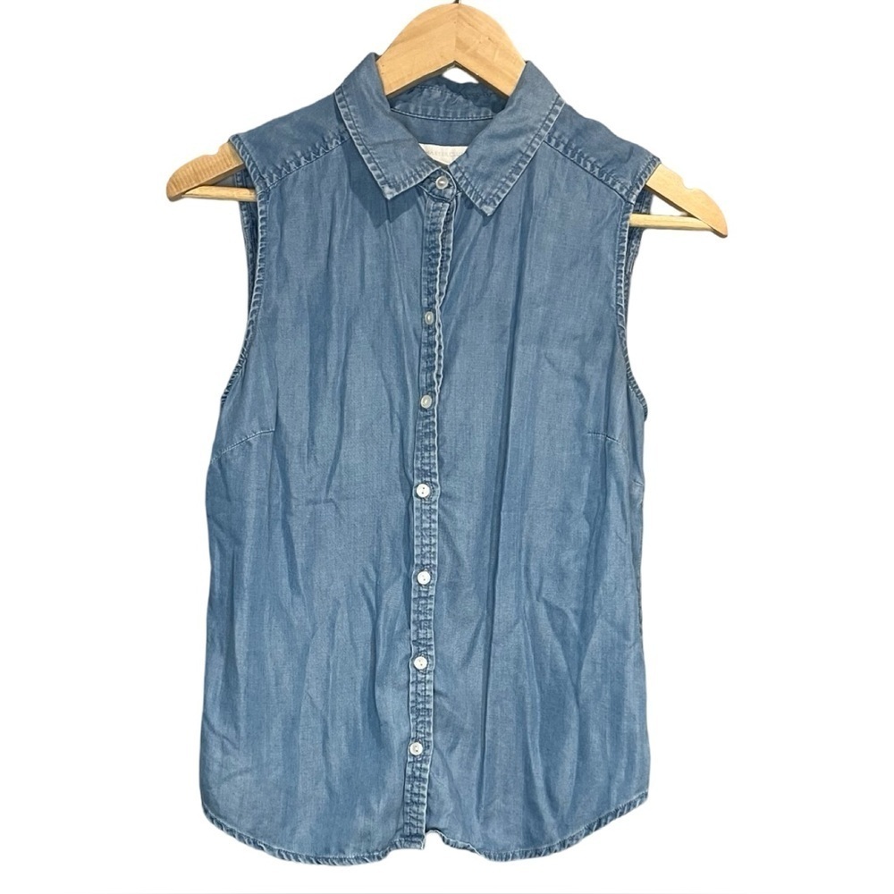 Charter Club Sleeveless Chambray Button Up Tank Top - Picture 3 of 6